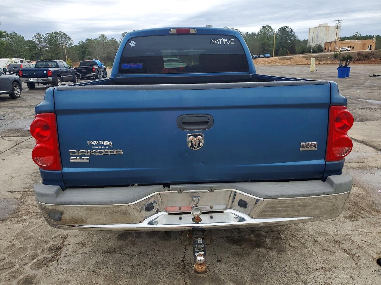 2005 DODGE DAKOTA QUAD SLT photo 11