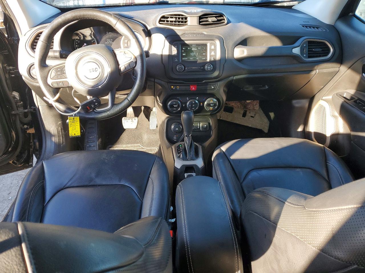 2015 JEEP RENEGADE LIMITED photo 8