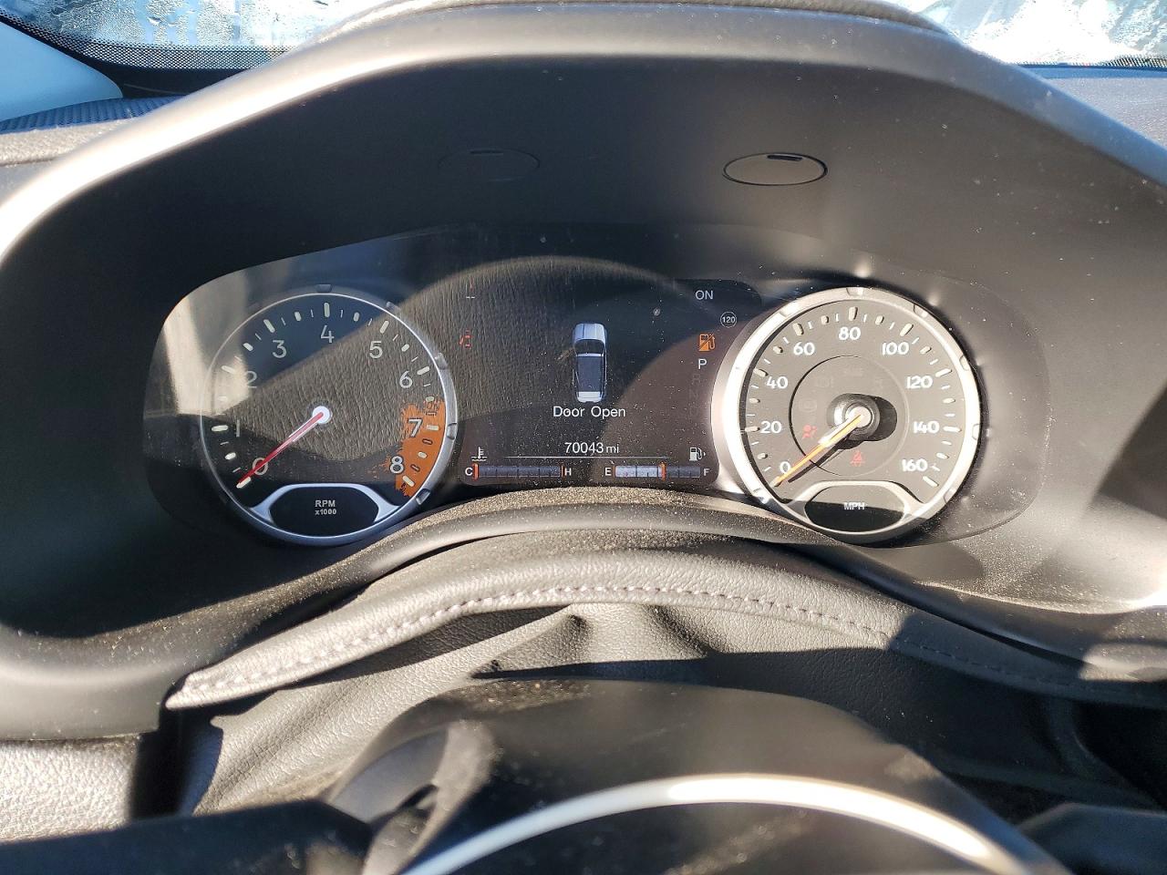 2015 JEEP RENEGADE LIMITED photo 9
