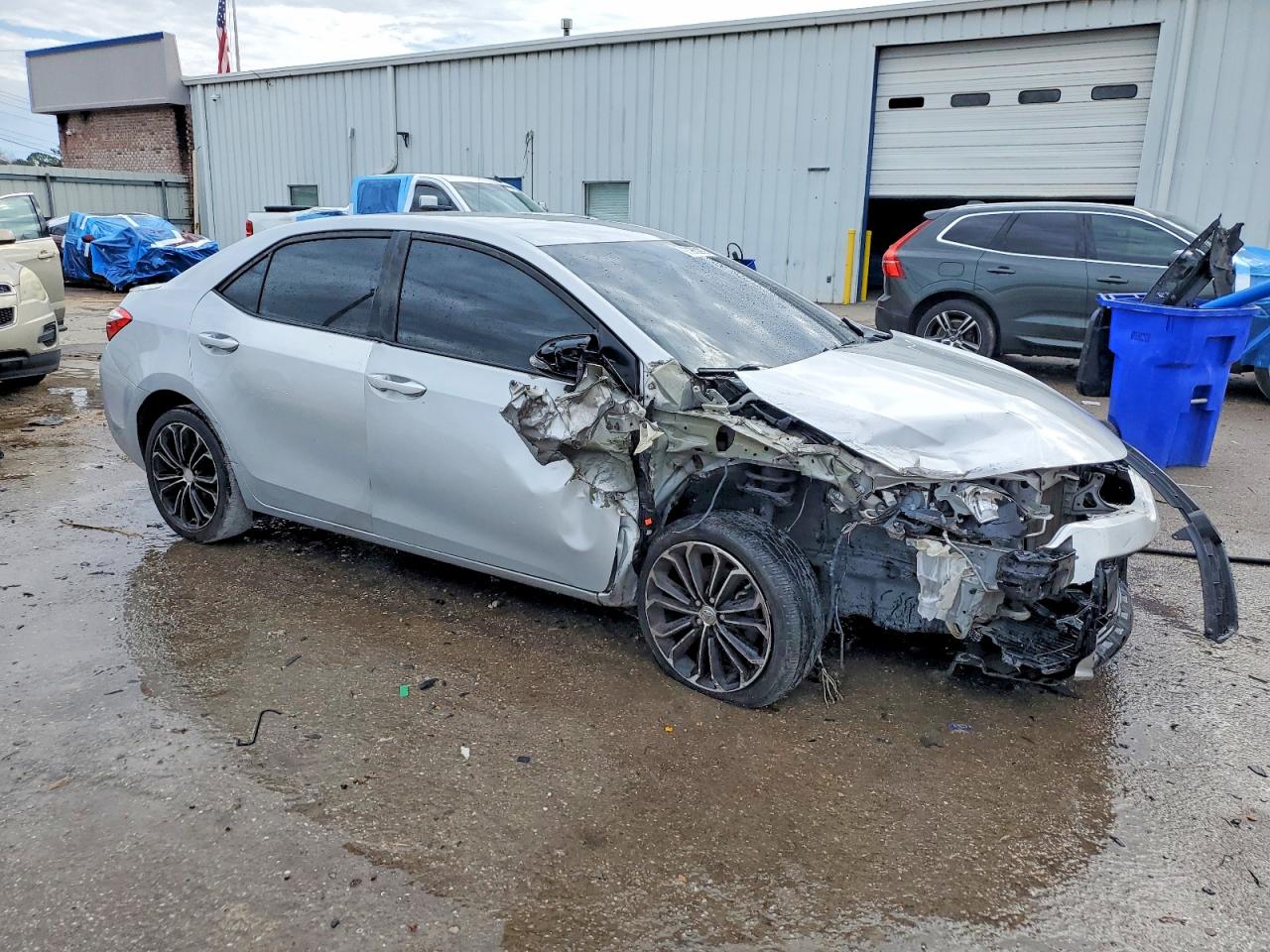 2015 TOYOTA COROLLA L photo 4