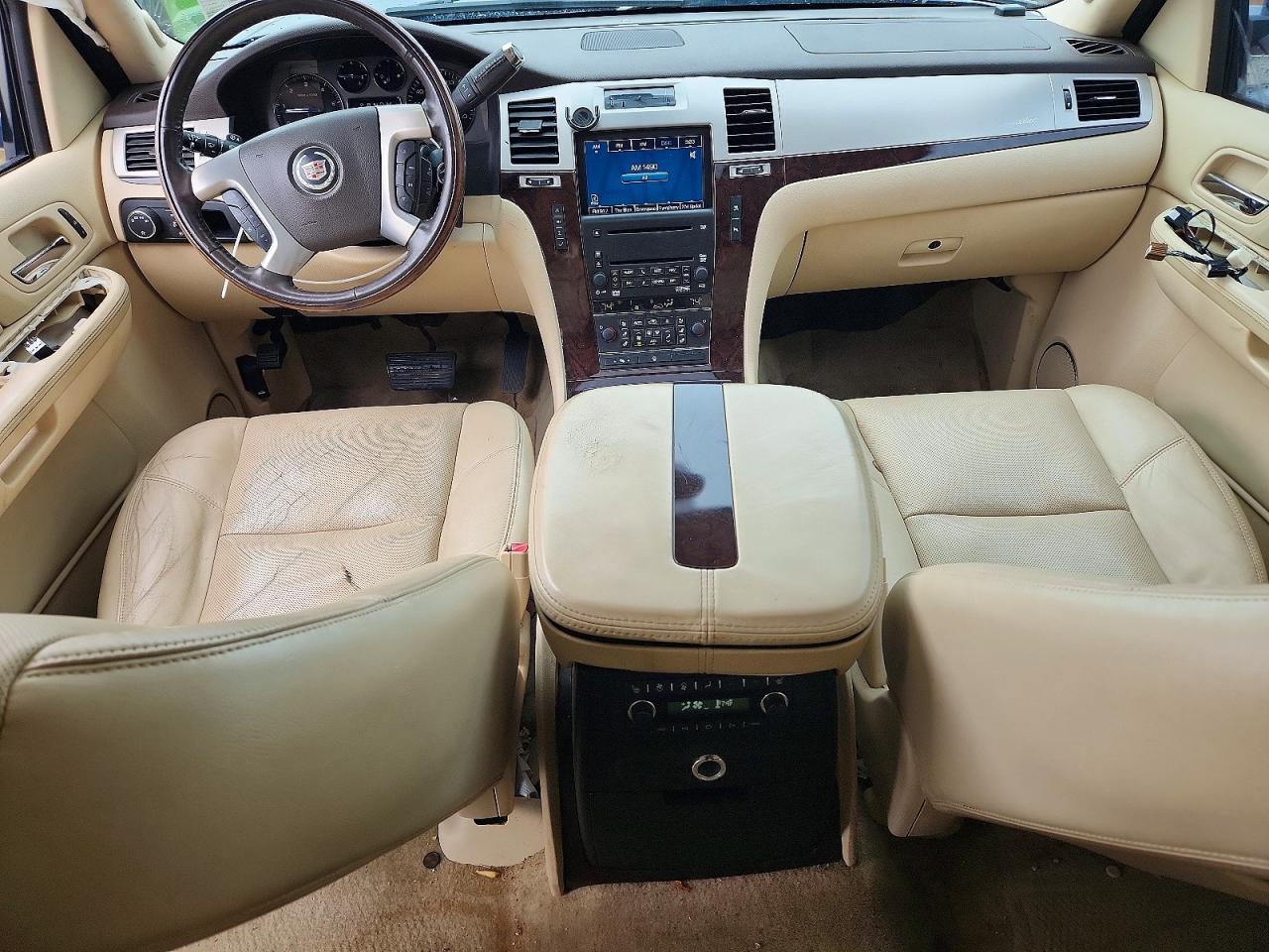 2008 CADILLAC ESCALADE LUXURY photo 8