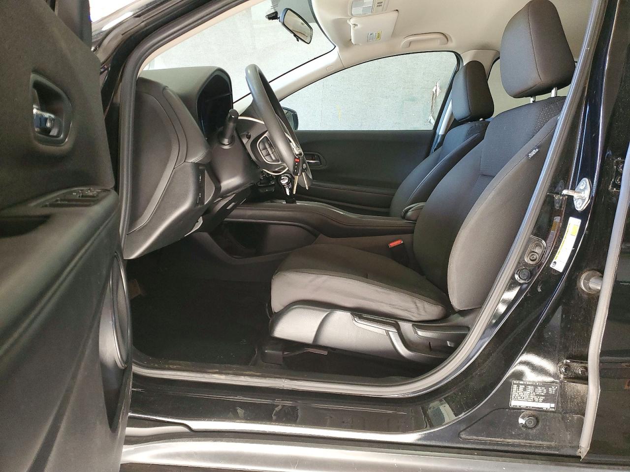 2019 HONDA HR-V LX photo 7