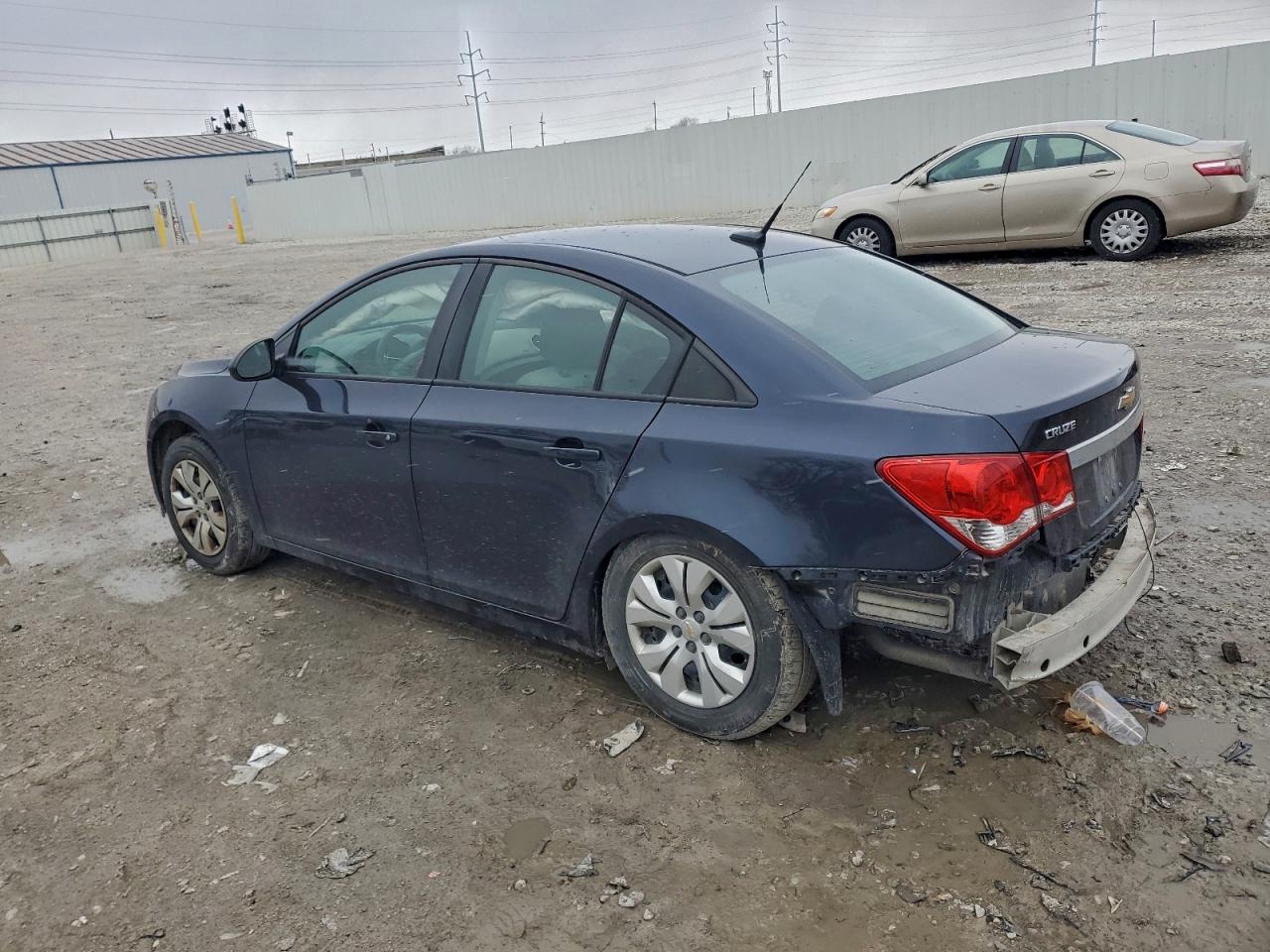 2014 CHEVROLET CRUZE LS photo 4