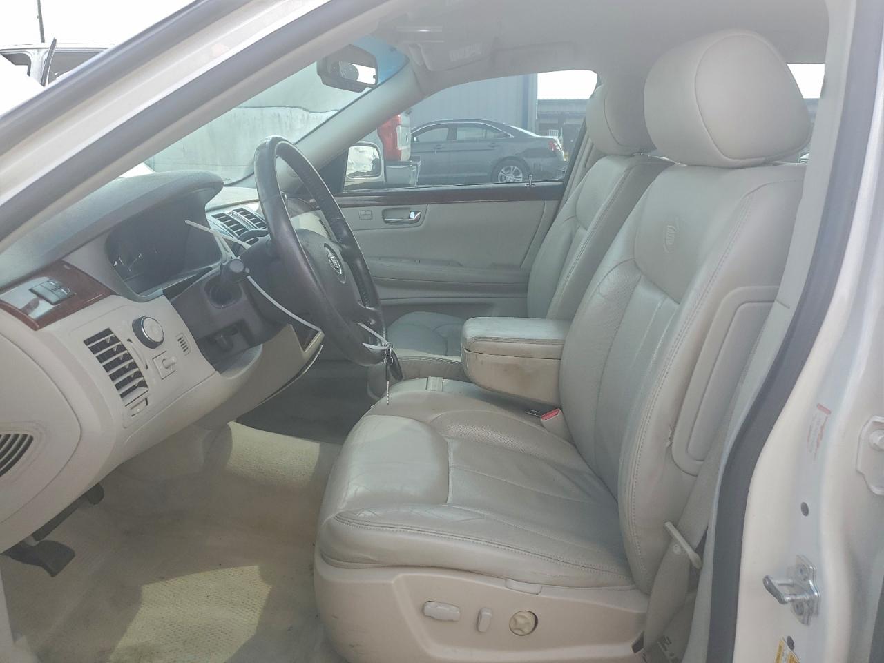 2007 CADILLAC DTS photo 7