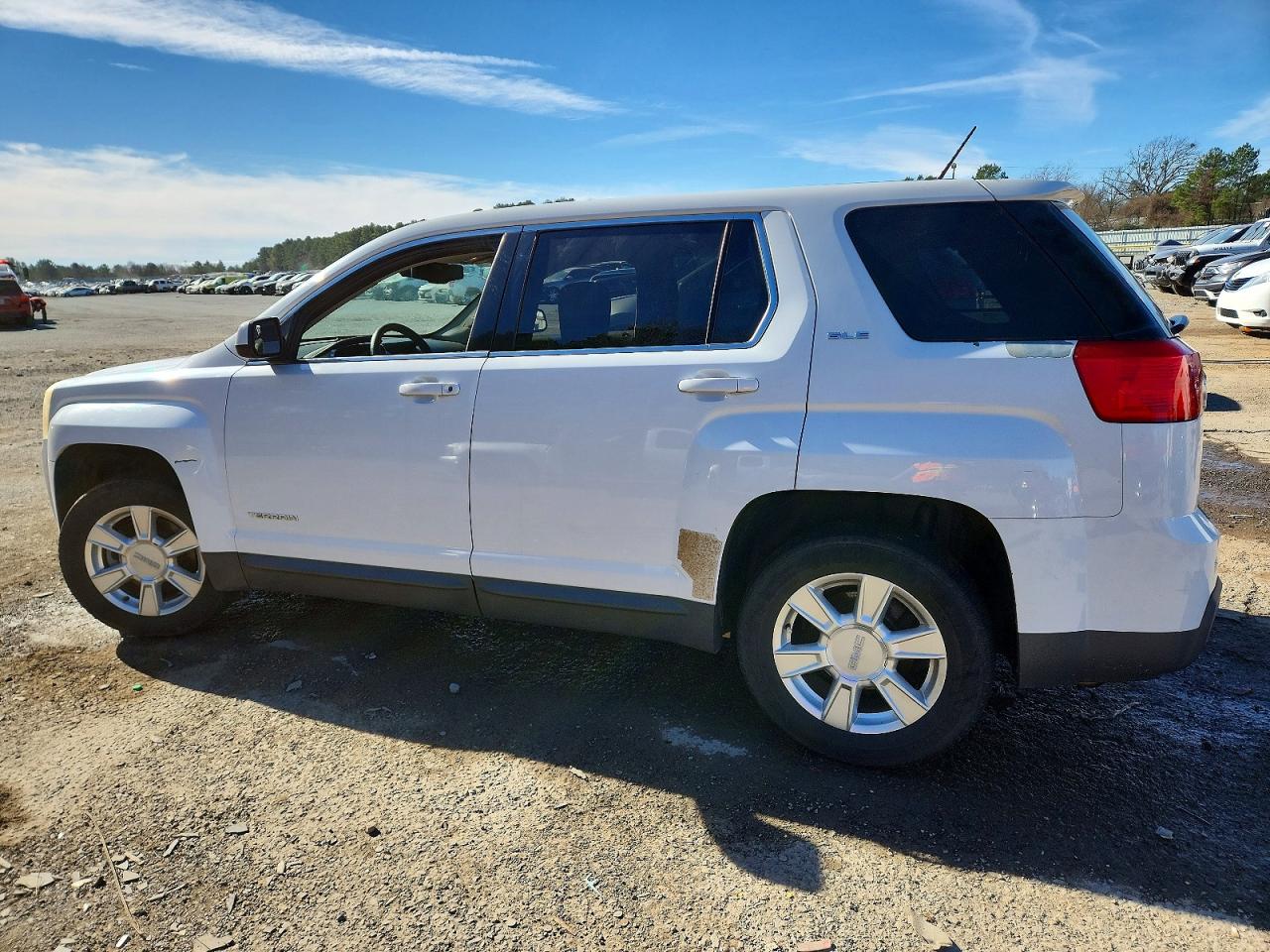 2013 GMC TERRAIN SLE photo 3