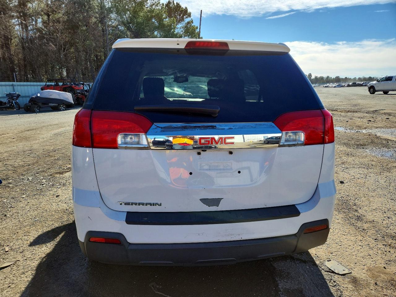 2013 GMC TERRAIN SLE photo 11