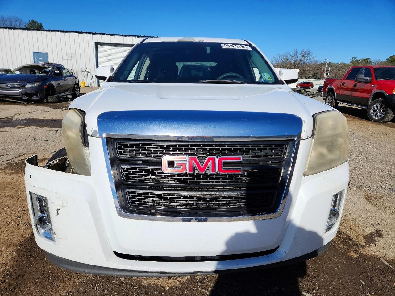 2013 GMC TERRAIN SLE photo 9