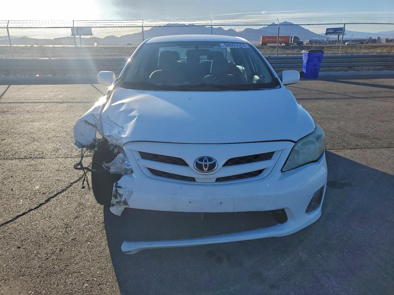 2012 TOYOTA COROLLA BASE photo 5