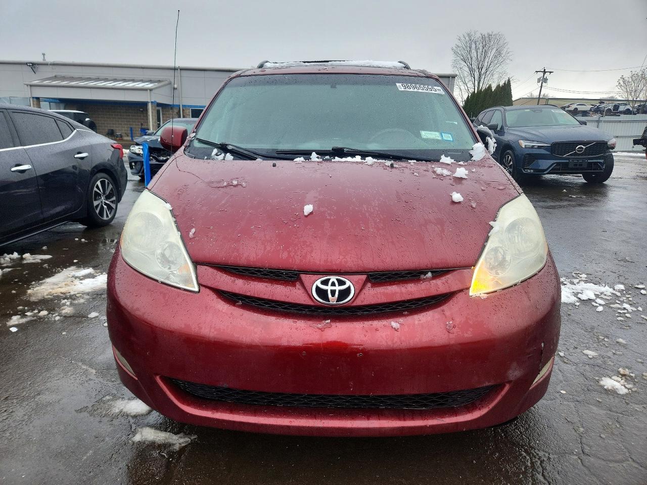 2008 TOYOTA SIENNA XLE photo 13