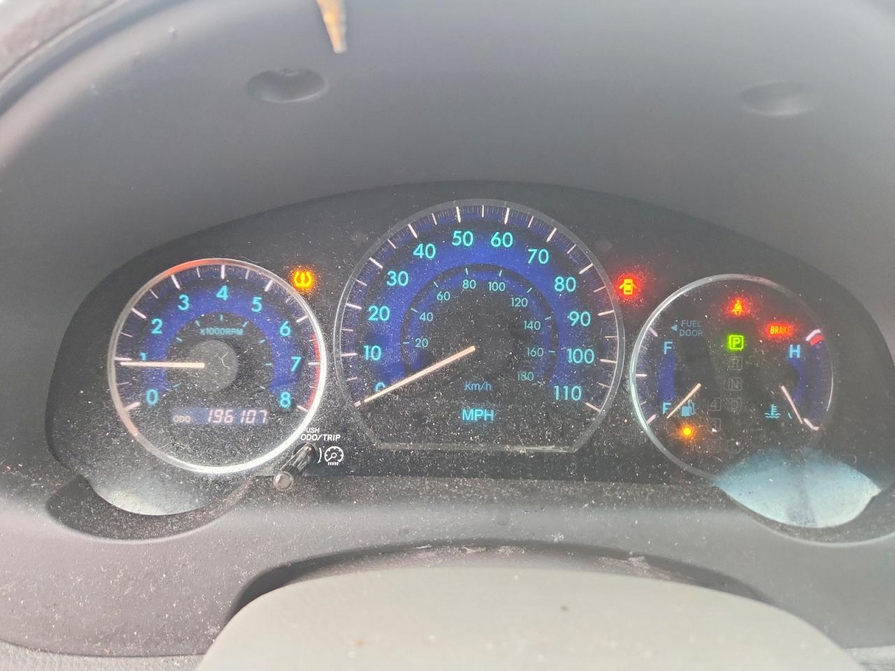 2008 TOYOTA SIENNA XLE photo 25