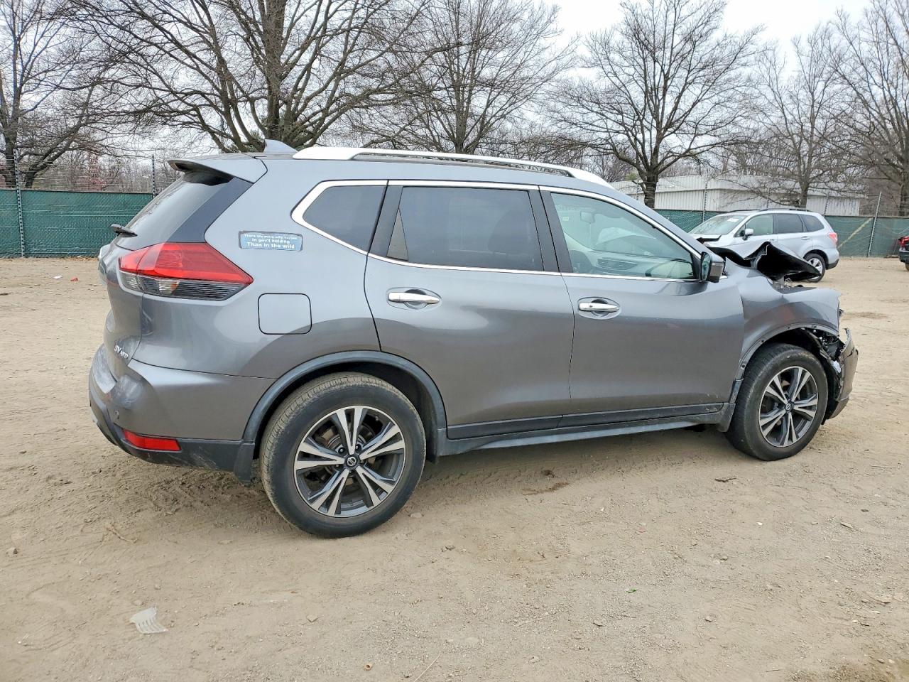 2020 NISSAN ROGUE S photo 3
