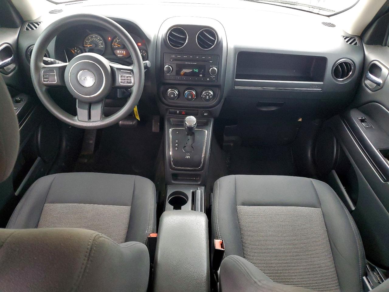 2014 JEEP PATRIOT SPORT photo 15
