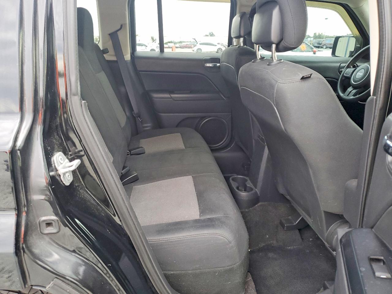 2014 JEEP PATRIOT SPORT photo 21