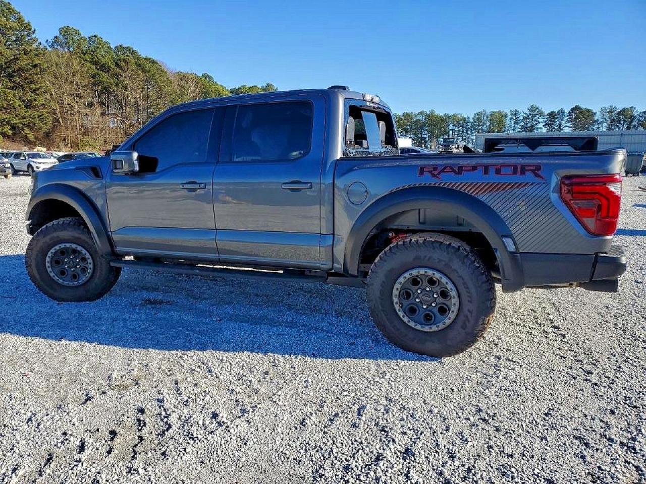 2025 FORD F150 RAPTOR photo 3