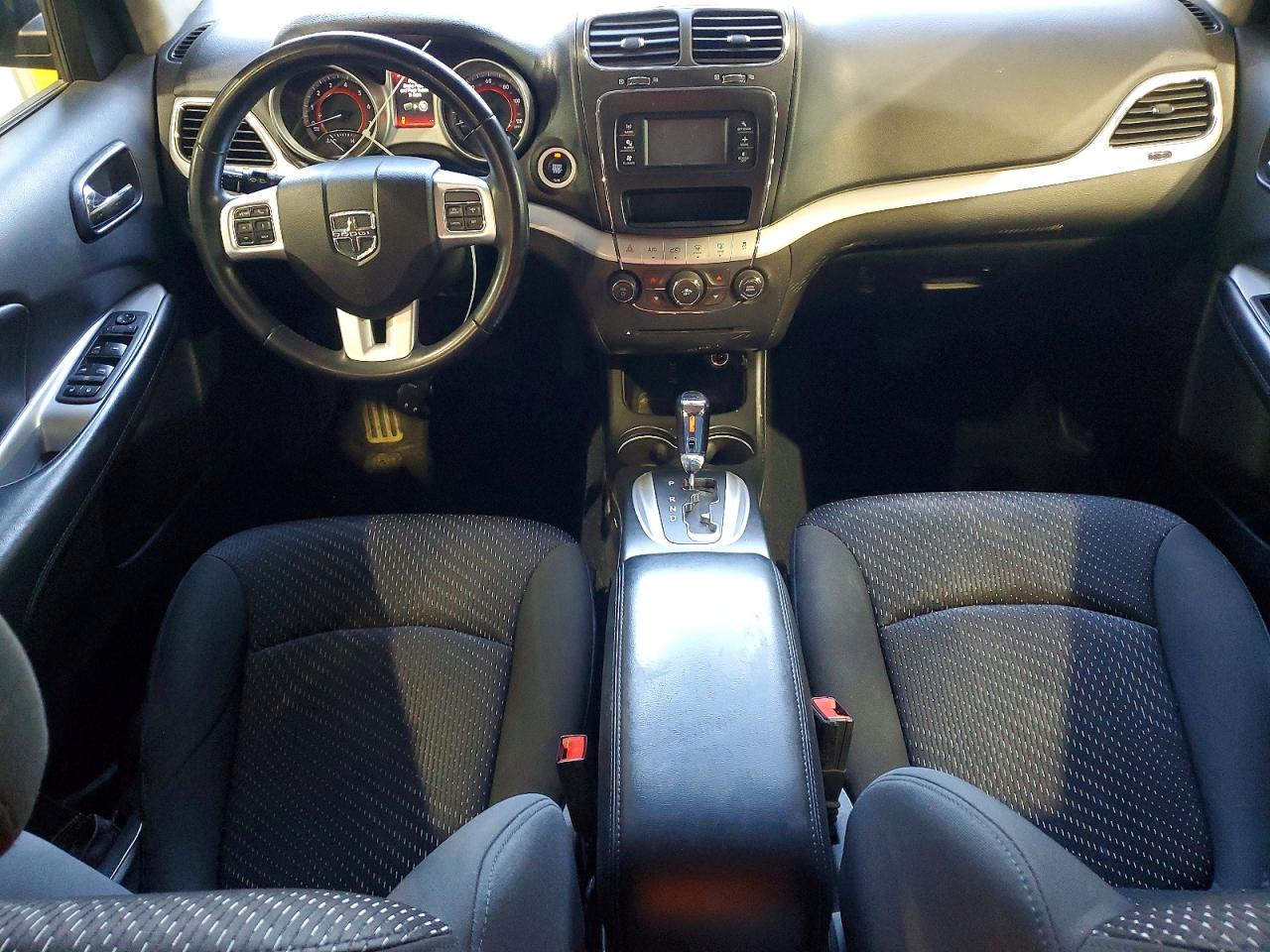 2018 DODGE JOURNEY SE photo 8