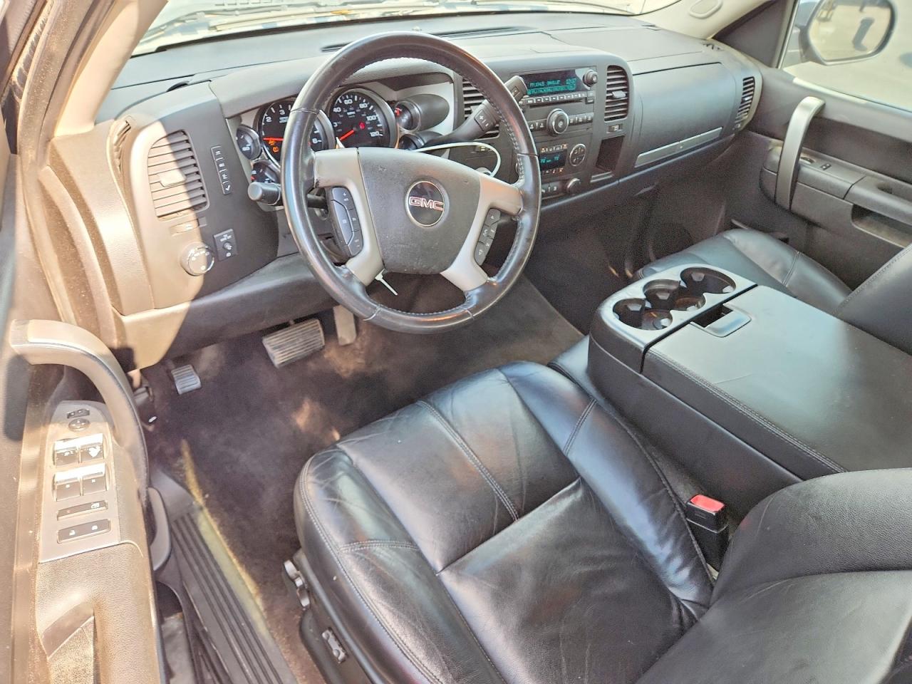 2011 GMC SIERRA K1500 SLE photo 8