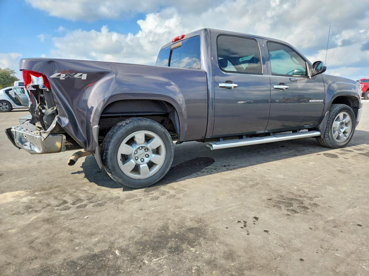2011 GMC SIERRA K1500 SLE photo 3