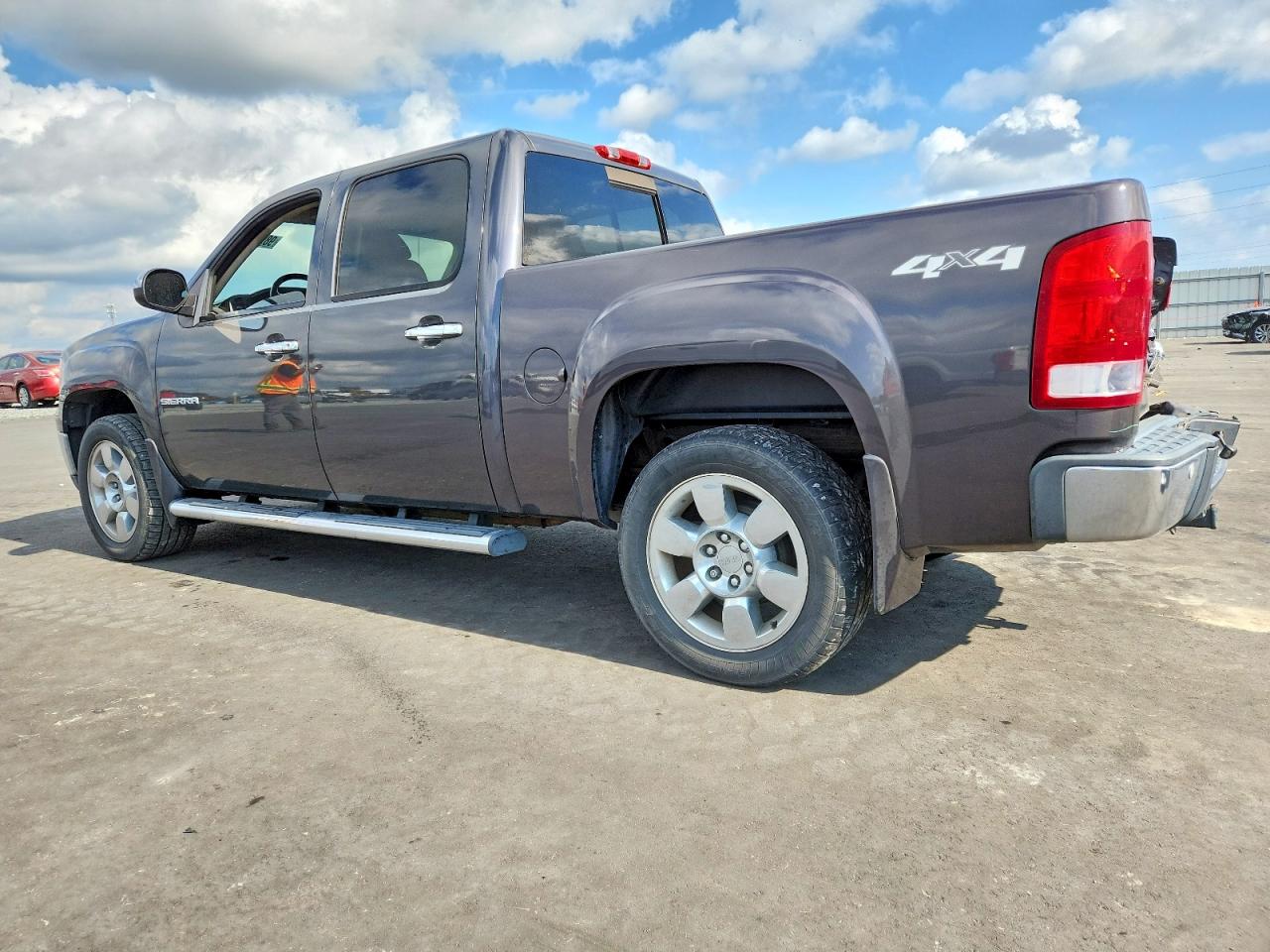2011 GMC SIERRA K1500 SLE photo 2