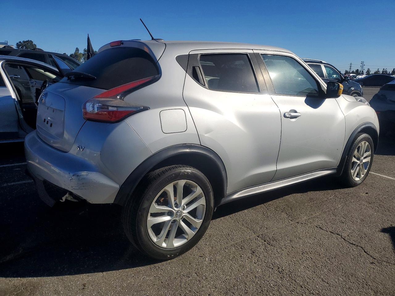 2015 NISSAN JUKE photo 5