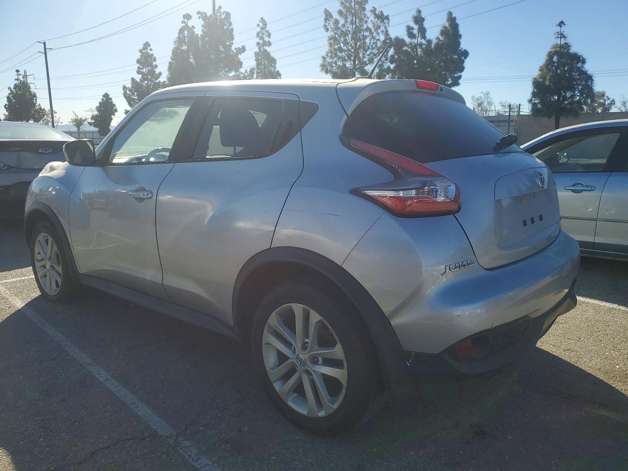 2015 NISSAN JUKE photo 3