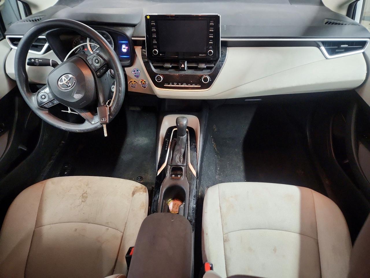 2021 TOYOTA COROLLA LE photo 15