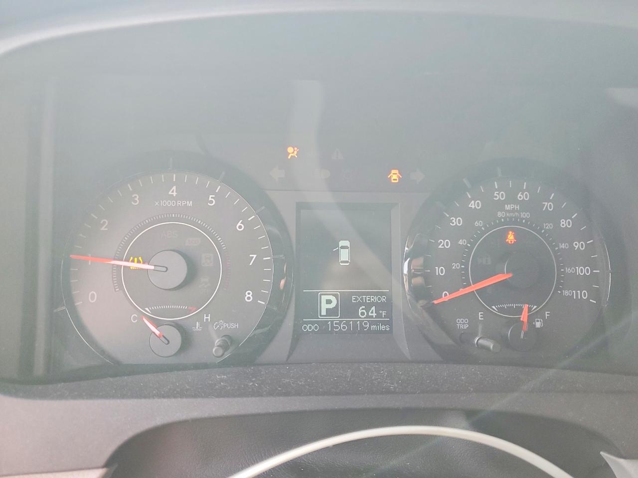2015 TOYOTA SIENNA LE photo 9