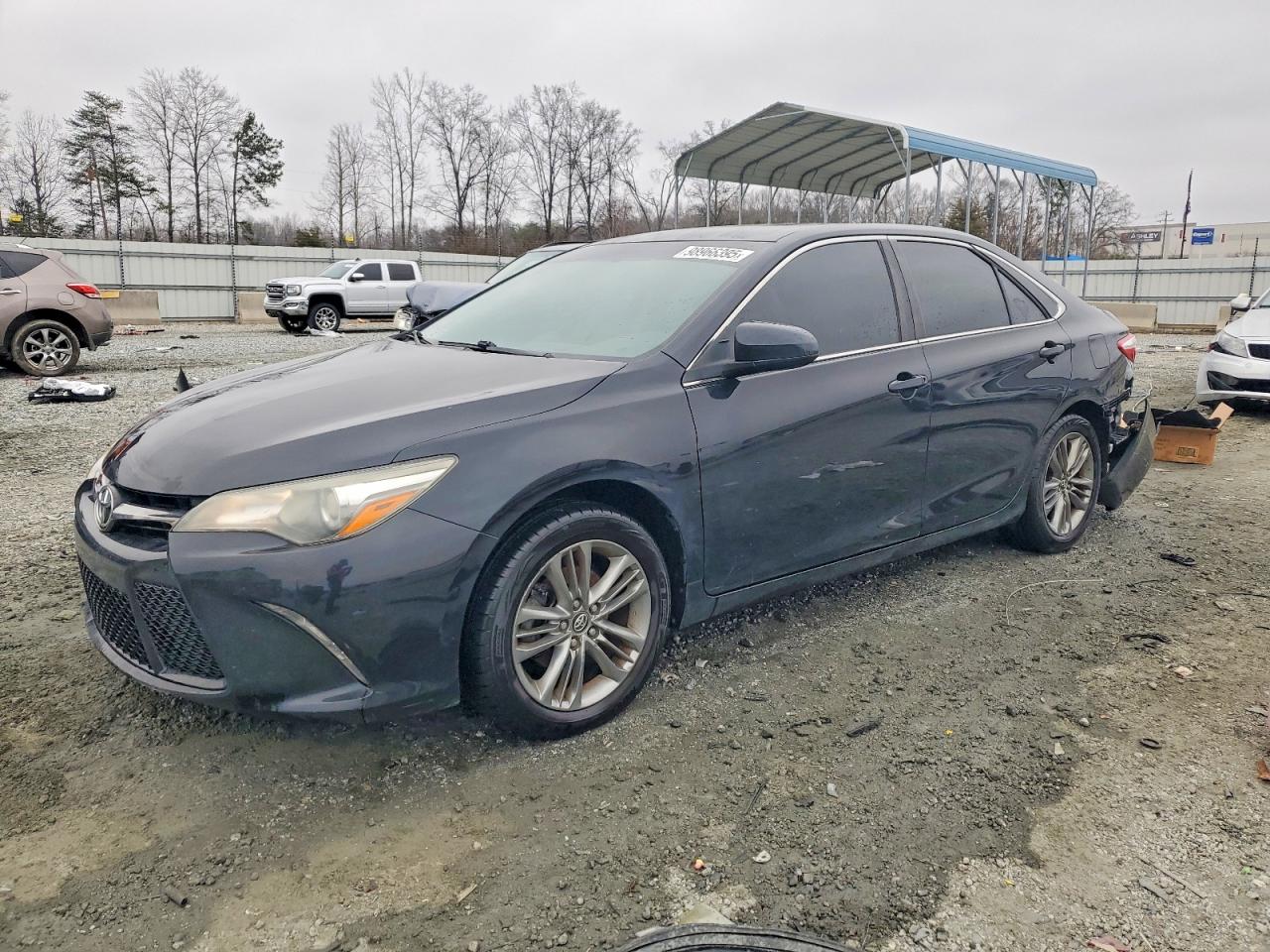 2016 TOYOTA CAMRY
