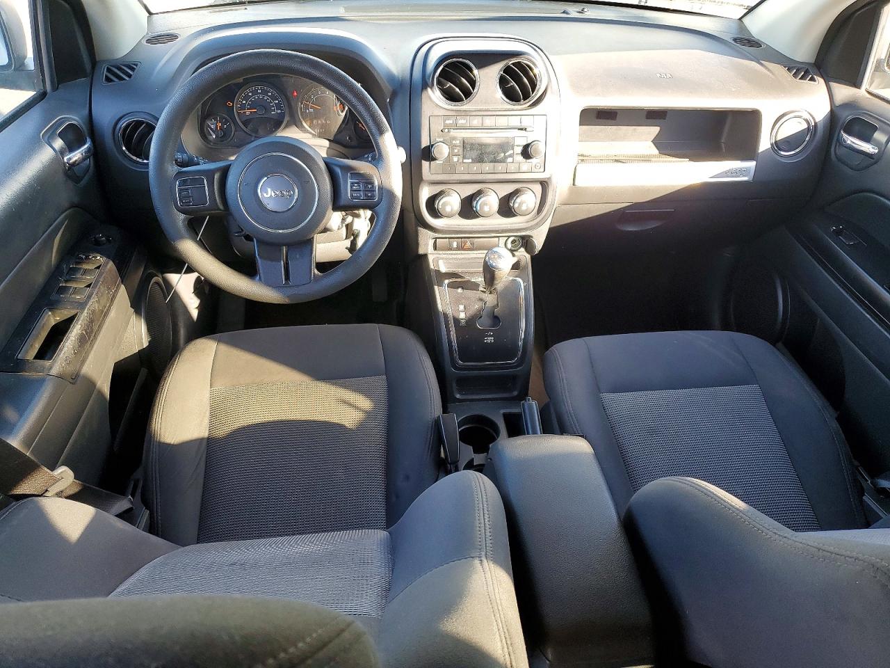 2016 JEEP COMPASS SPORT photo 8