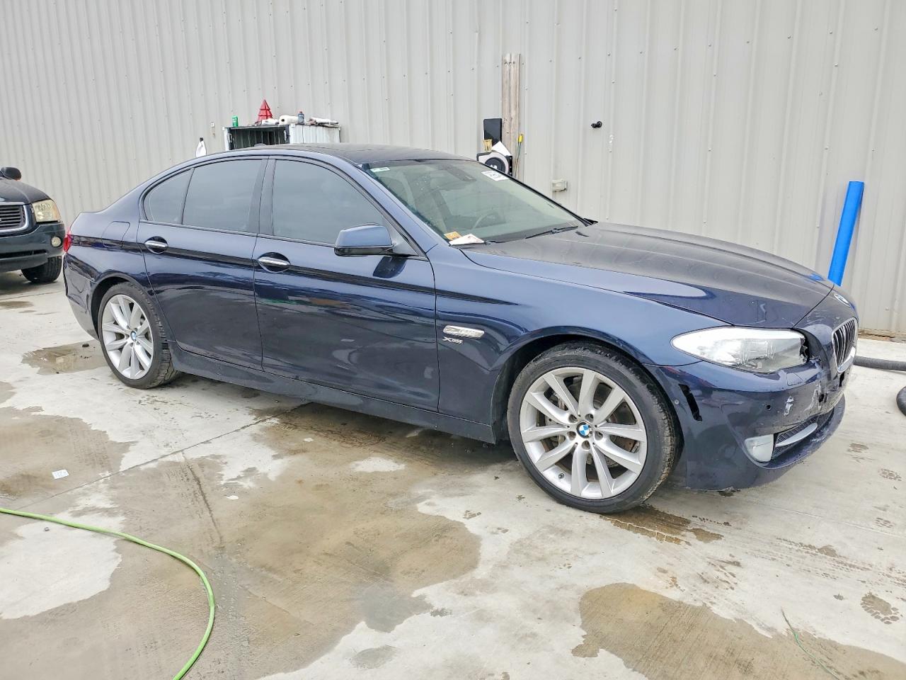 2011 BMW 535 XI photo 4