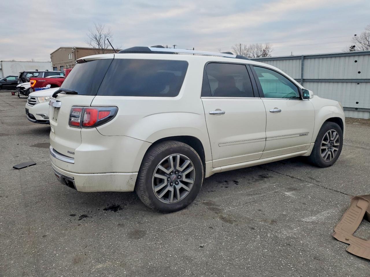 2014 GMC ACADIA DENALI photo 3
