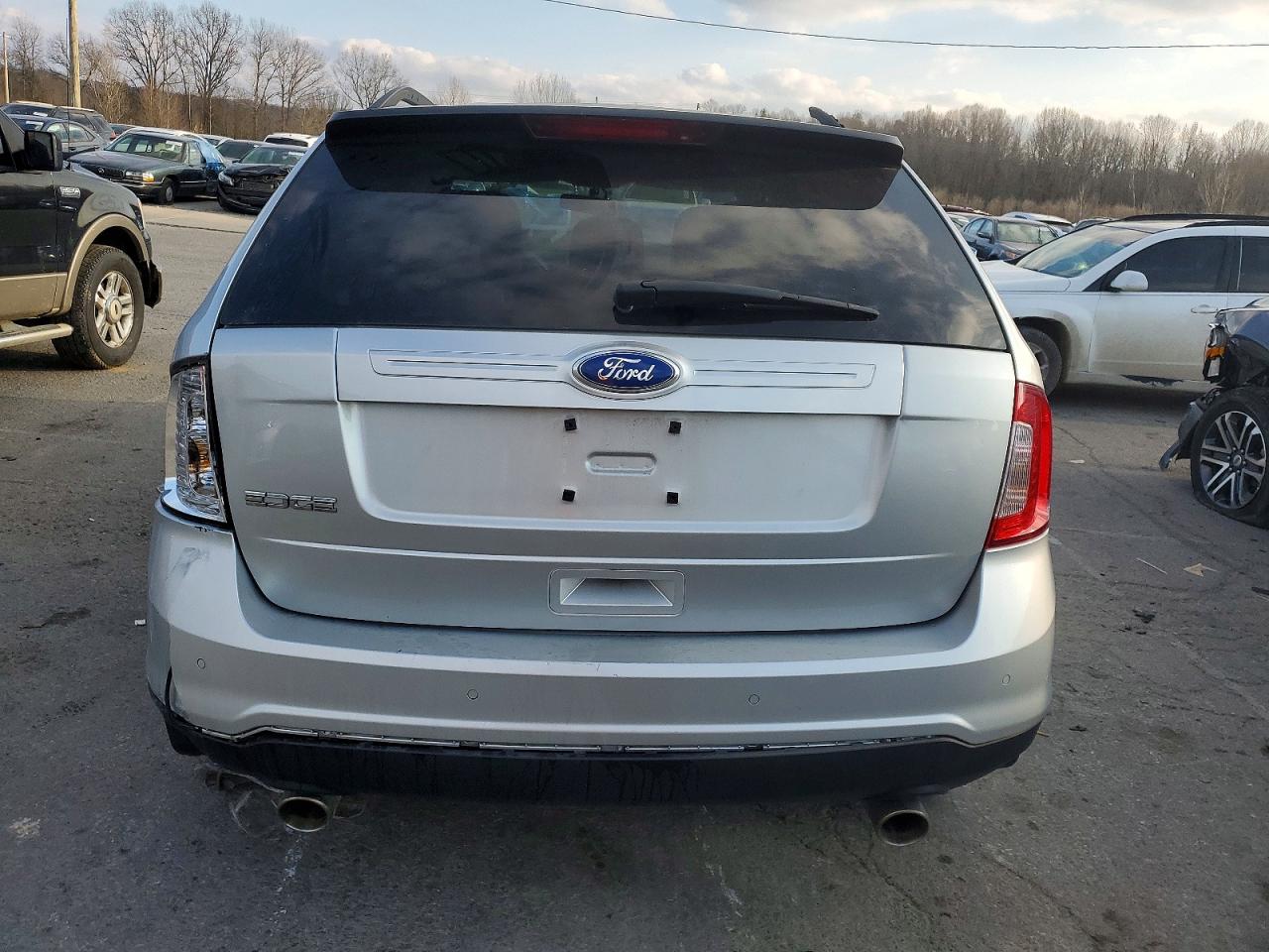 2011 FORD EDGE SE photo 6