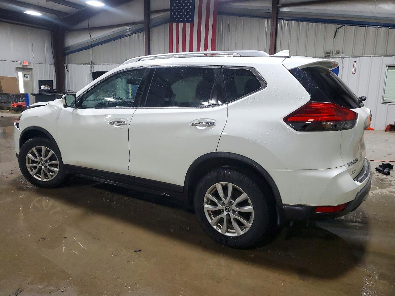 2017 NISSAN ROGUE S photo 2