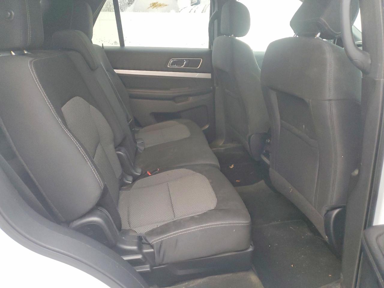 2016 FORD EXPLORER XLT photo 11