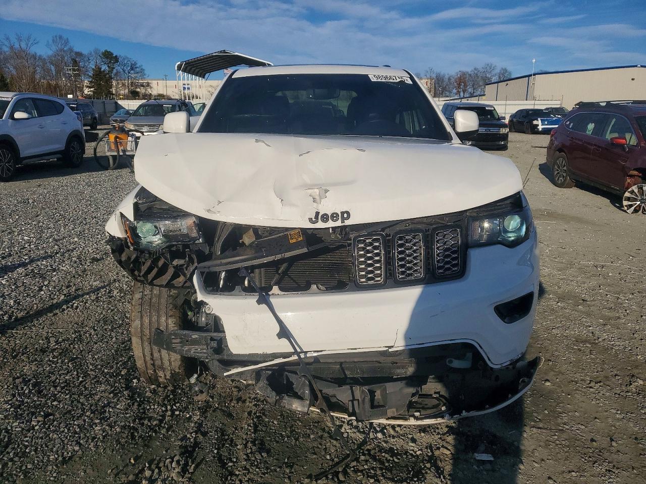 2018 JEEP GRAND CHEROKEE LAREDO photo 5