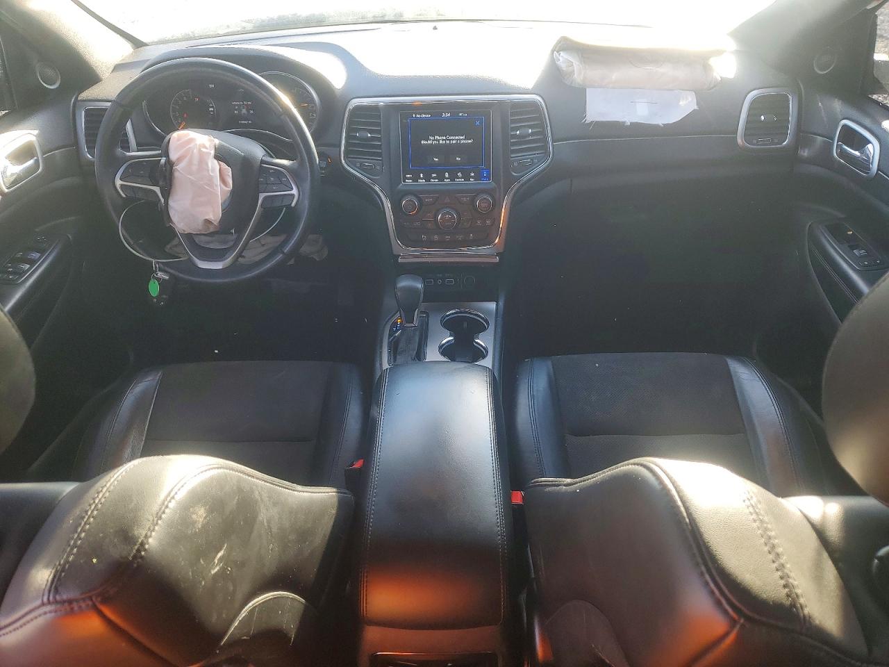 2018 JEEP GRAND CHEROKEE LAREDO photo 8