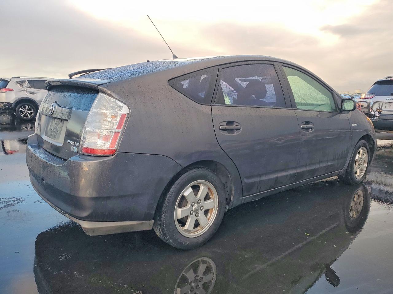 2009 TOYOTA PRIUS photo 3