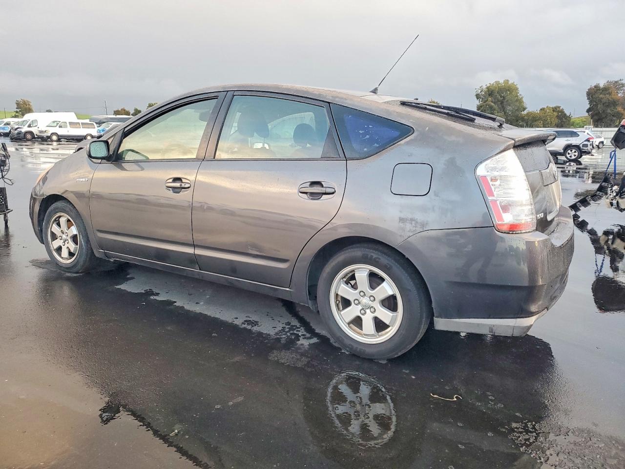 2009 TOYOTA PRIUS photo 2