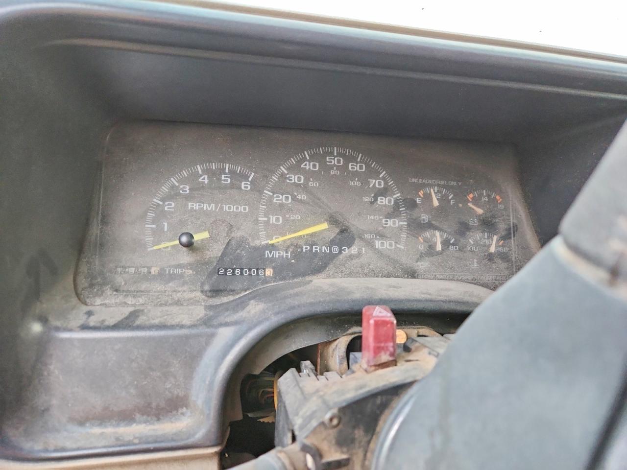 1999 CHEVROLET GMT-400 C1500 photo 9