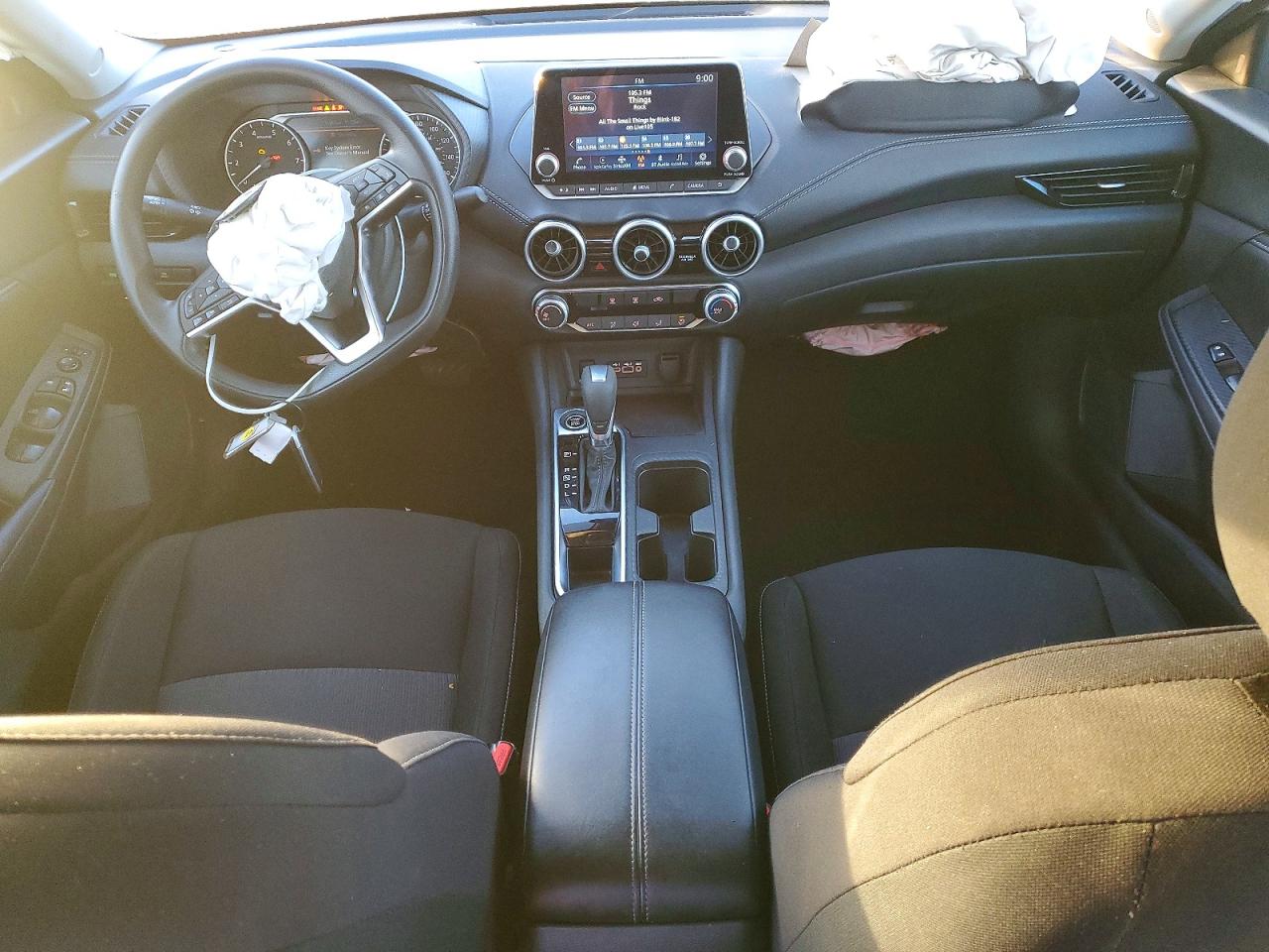 2024 NISSAN SENTRA SV photo 8