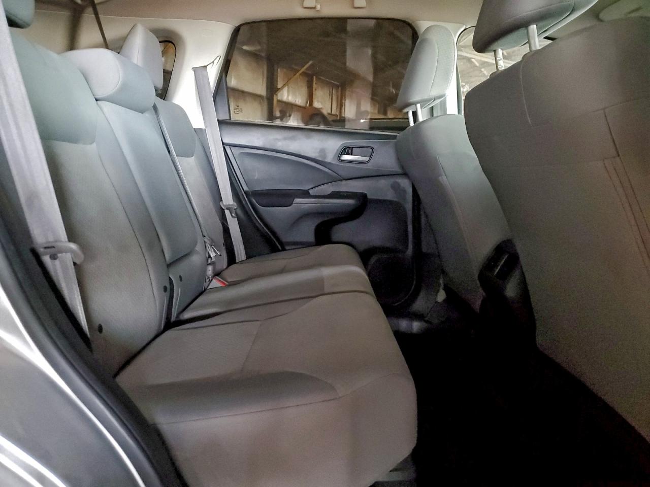 2016 HONDA CR-V LX photo 28