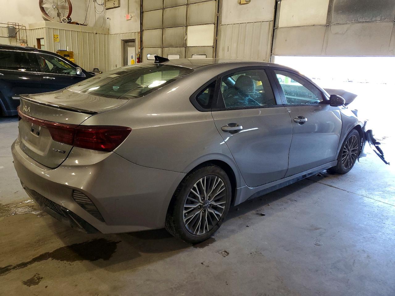 2024 KIA FORTE GT LINE photo 7