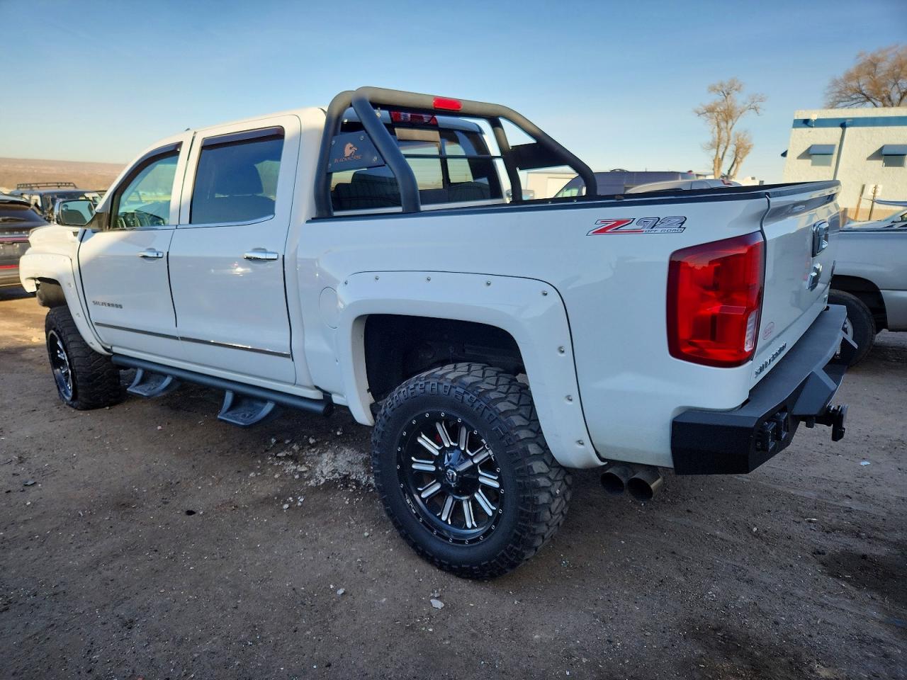 2018 CHEVROLET SILVERADO K1500 LTZ photo 2