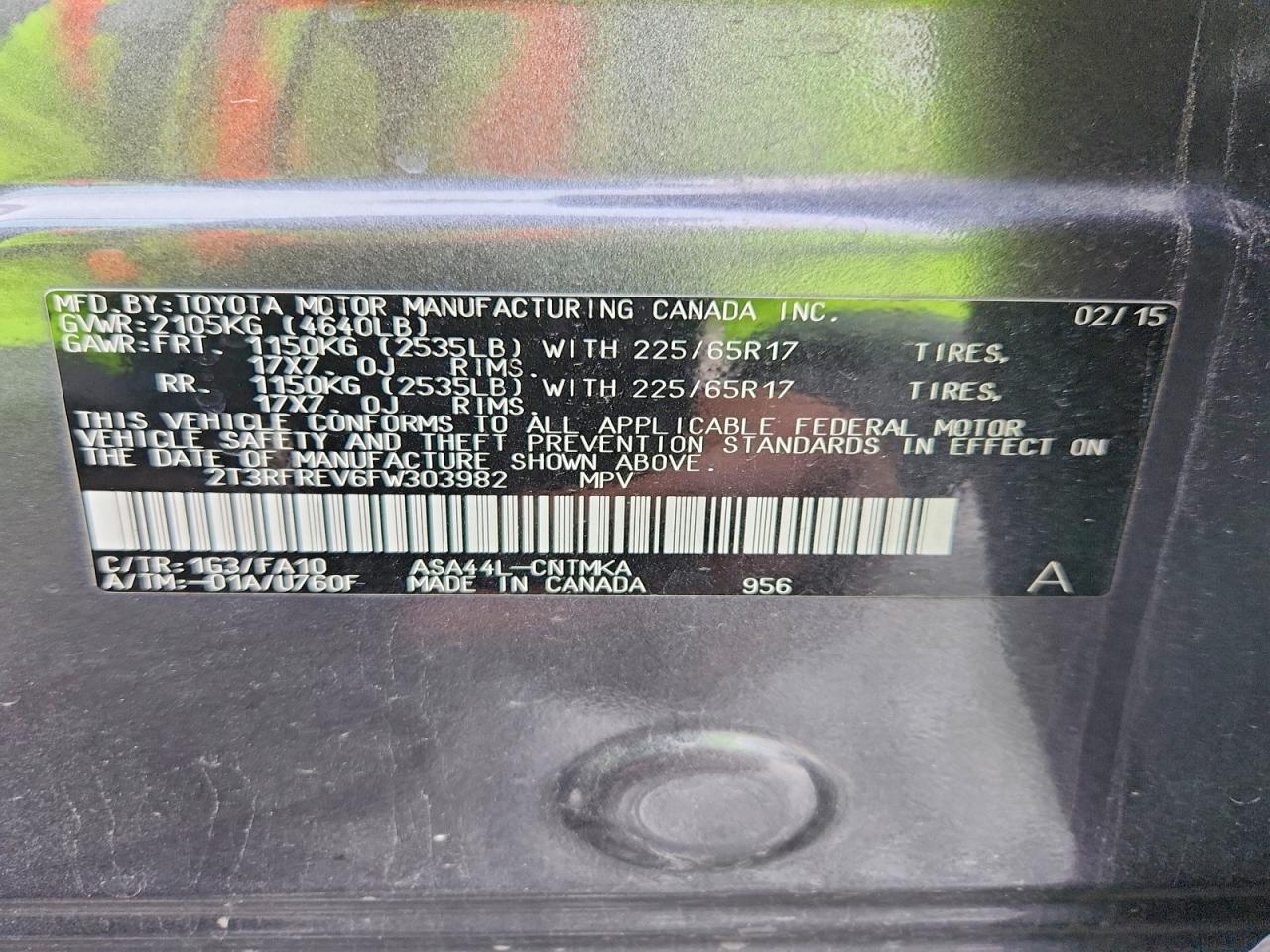 2015 TOYOTA RAV4 XLE photo 13