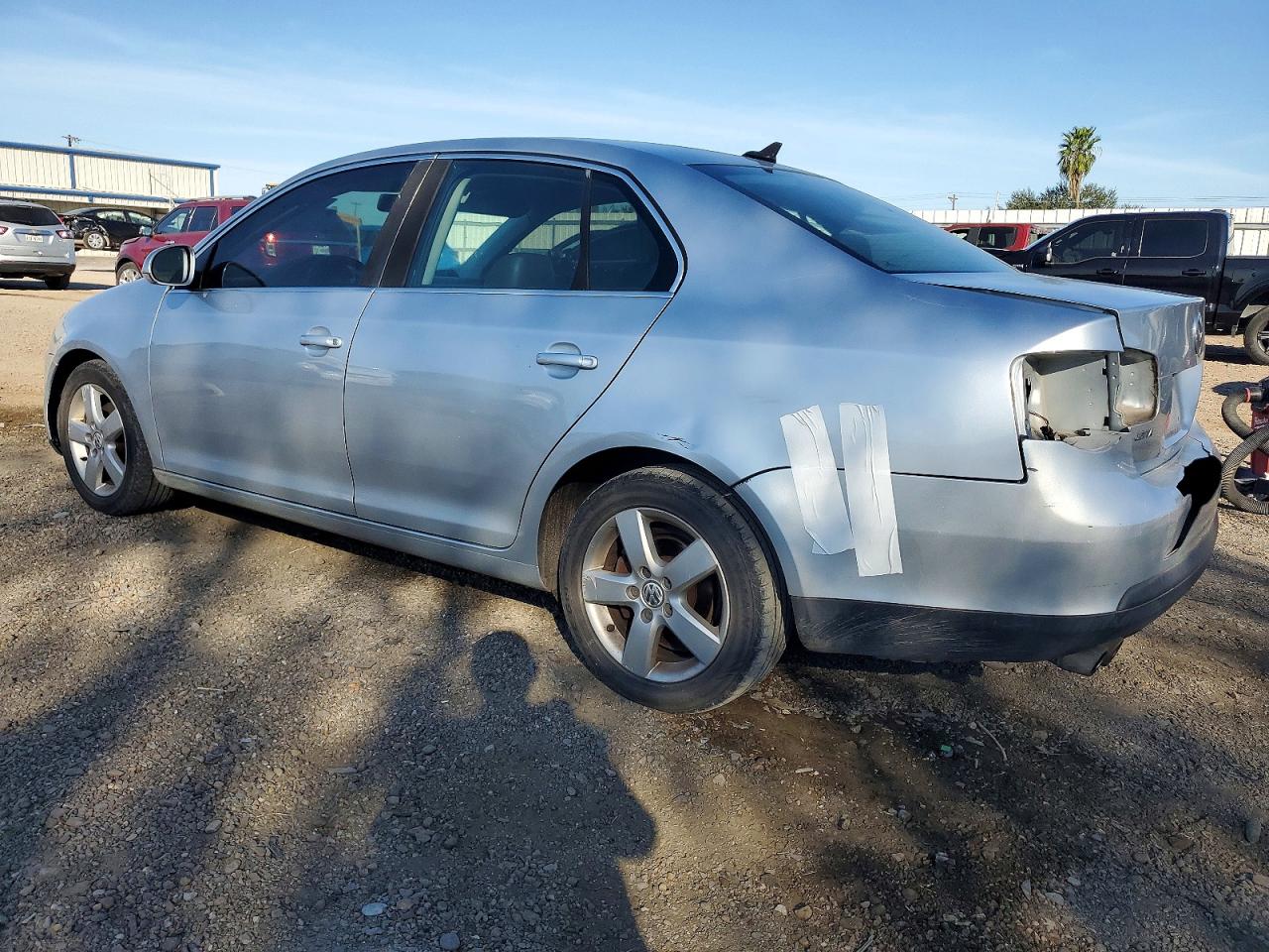 2008 VOLKSWAGEN JETTA SE photo 2