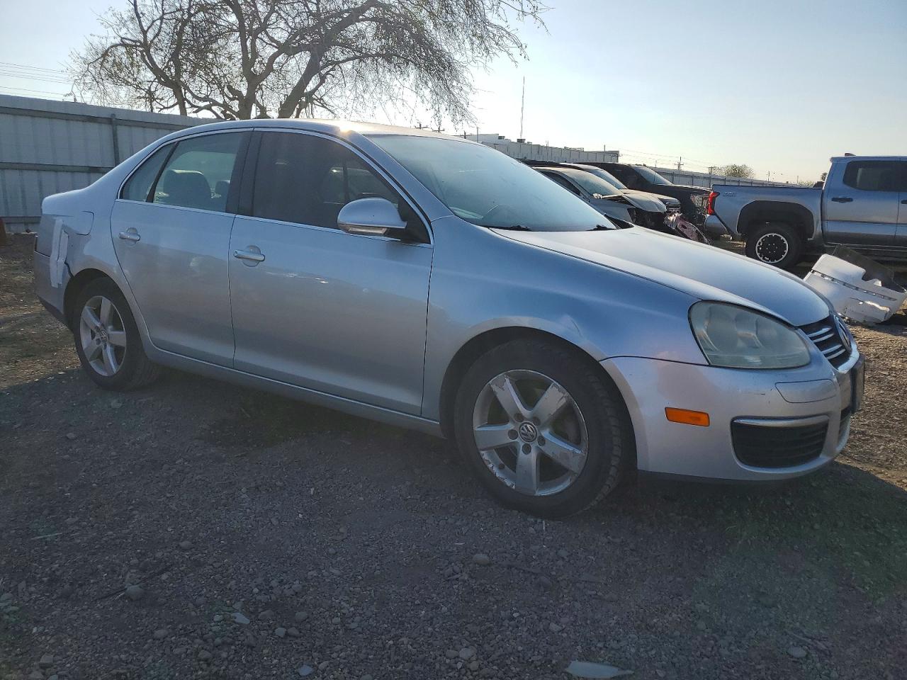 2008 VOLKSWAGEN JETTA SE photo 4