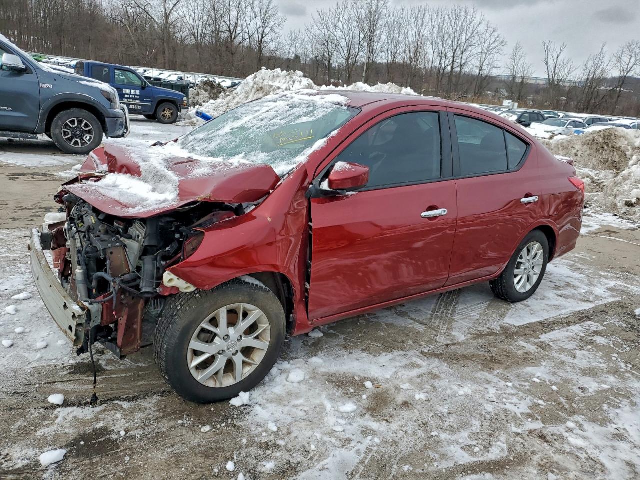 2018 NISSAN VERSA