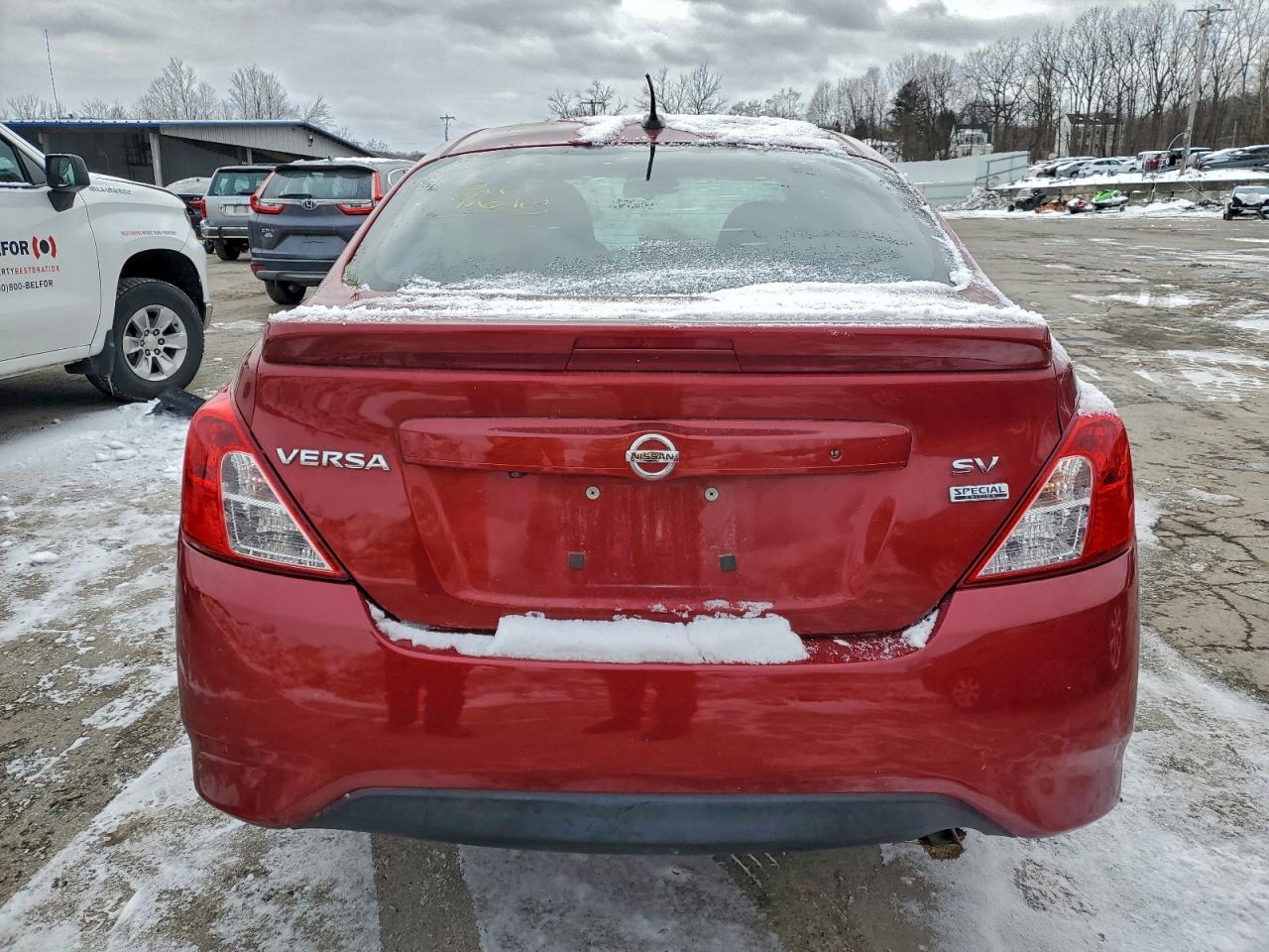 2018 NISSAN VERSA S photo 6