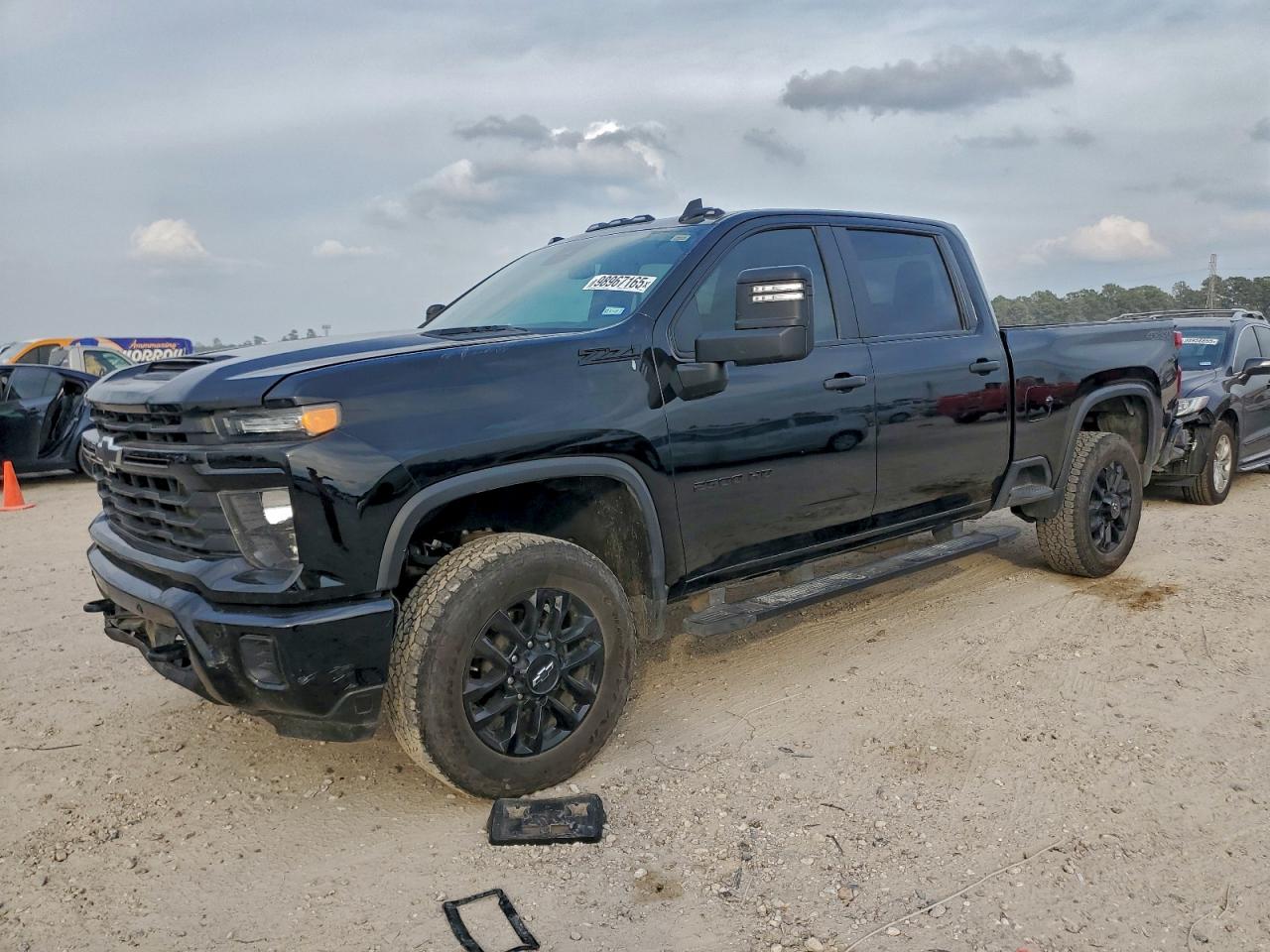 2025 CHEVROLET SILVERADO