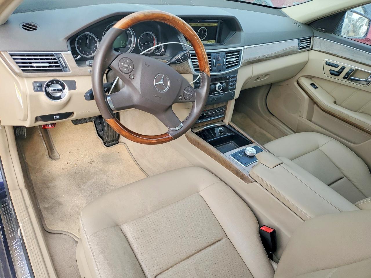 2011 MERCEDES-BENZ E 350 BLUETEC photo 8