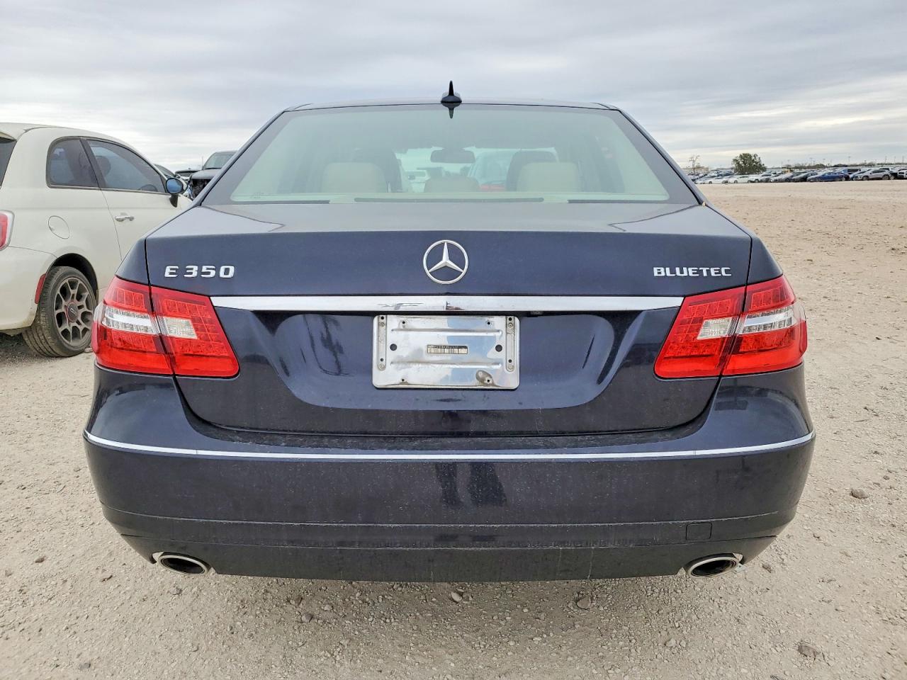 2011 MERCEDES-BENZ E 350 BLUETEC photo 6